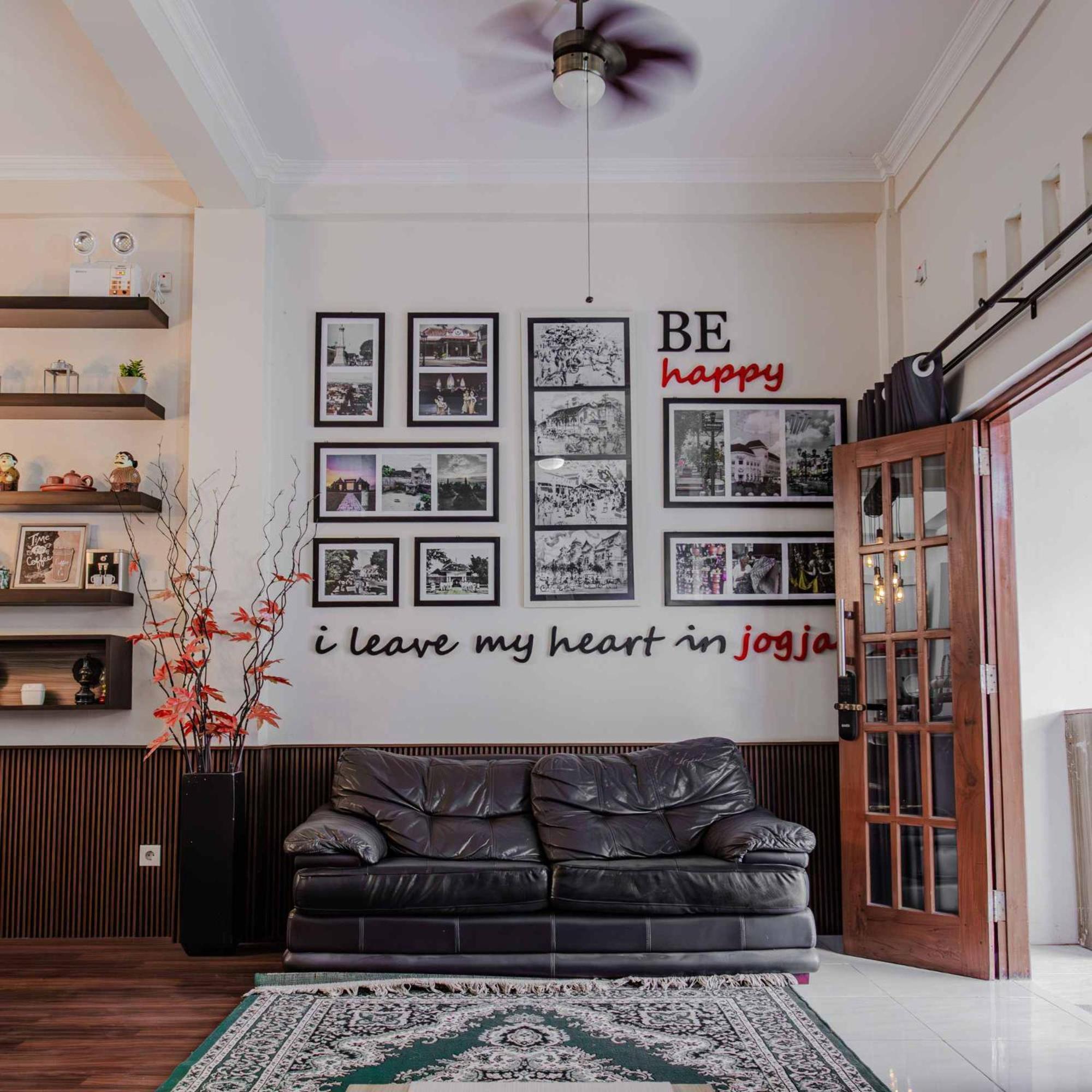 Inez Homestay Yogyakarta Exteriör bild